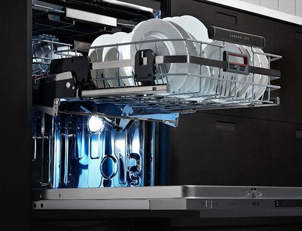 AEG ComfortLift vaatwasser voor soepeler en sneller in- en uitladen