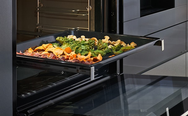 AirFry-functie, voor perfect gefrituurde ingrediënten, zoals groenten chips en aardappelfriet.