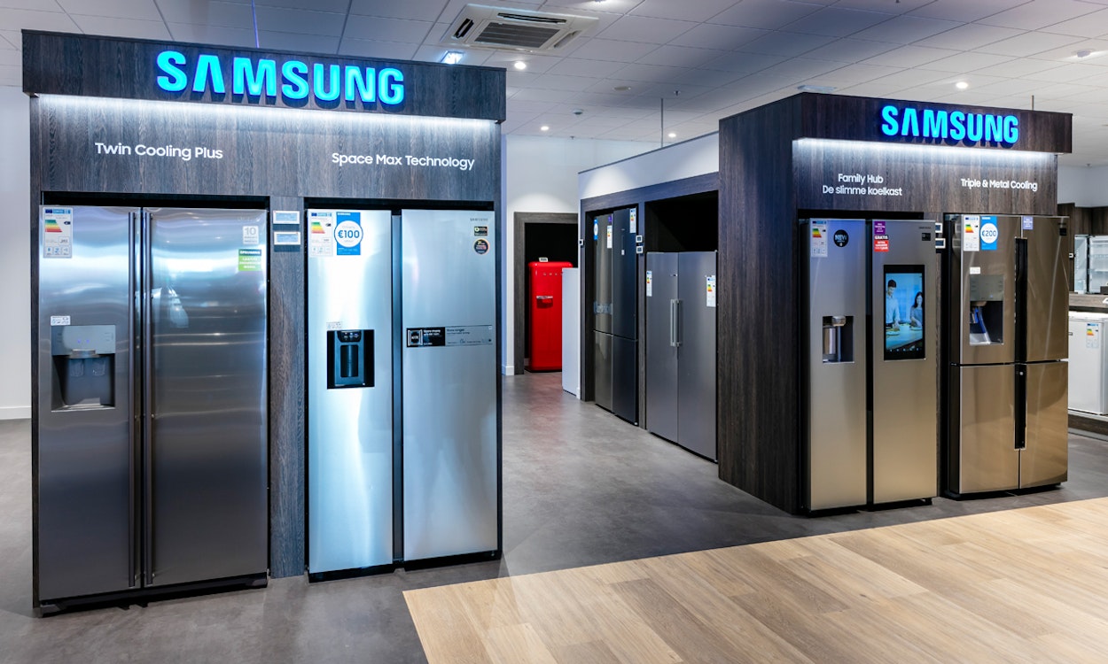 Amerikaanse koelkasten van Samsung in onze showroom.