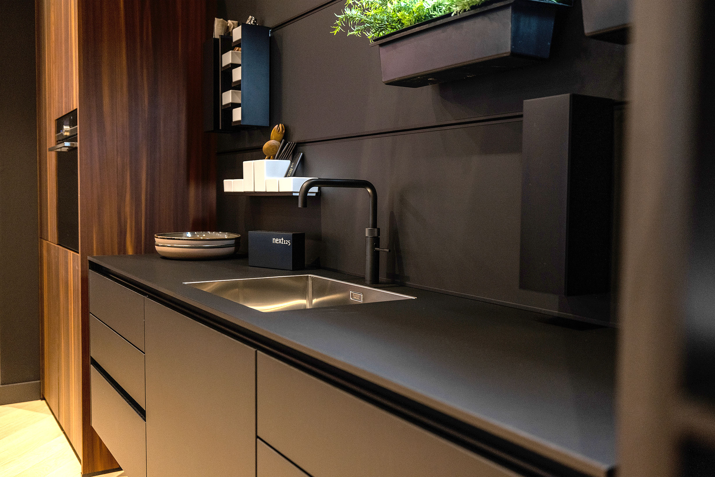 Op een Fenix keukenblad blijven er op het bladoppervlak geen vingerafdrukken achter.