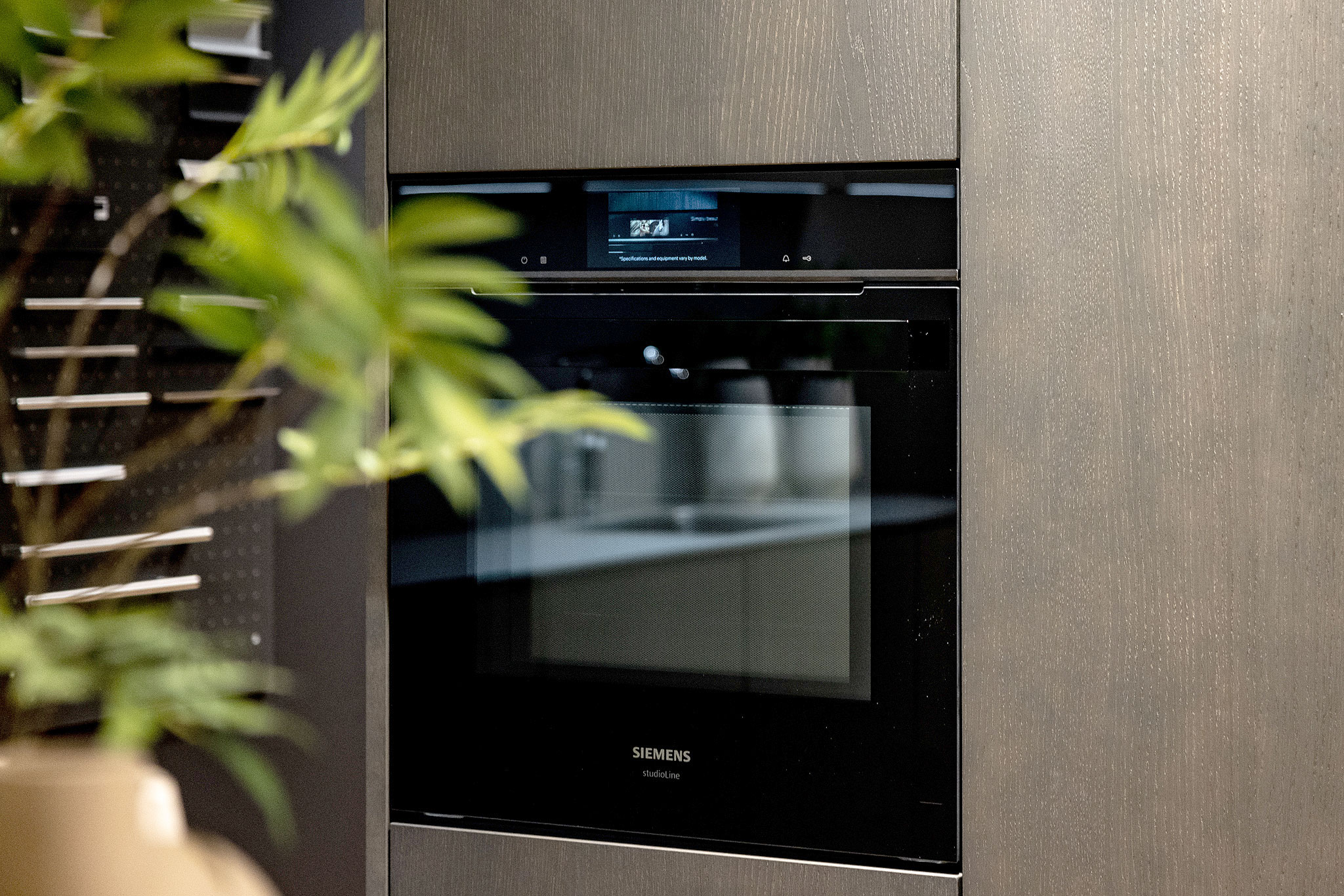 Met deze oven uit de Siemens studioLine bereidt u de mooiste gerechten.