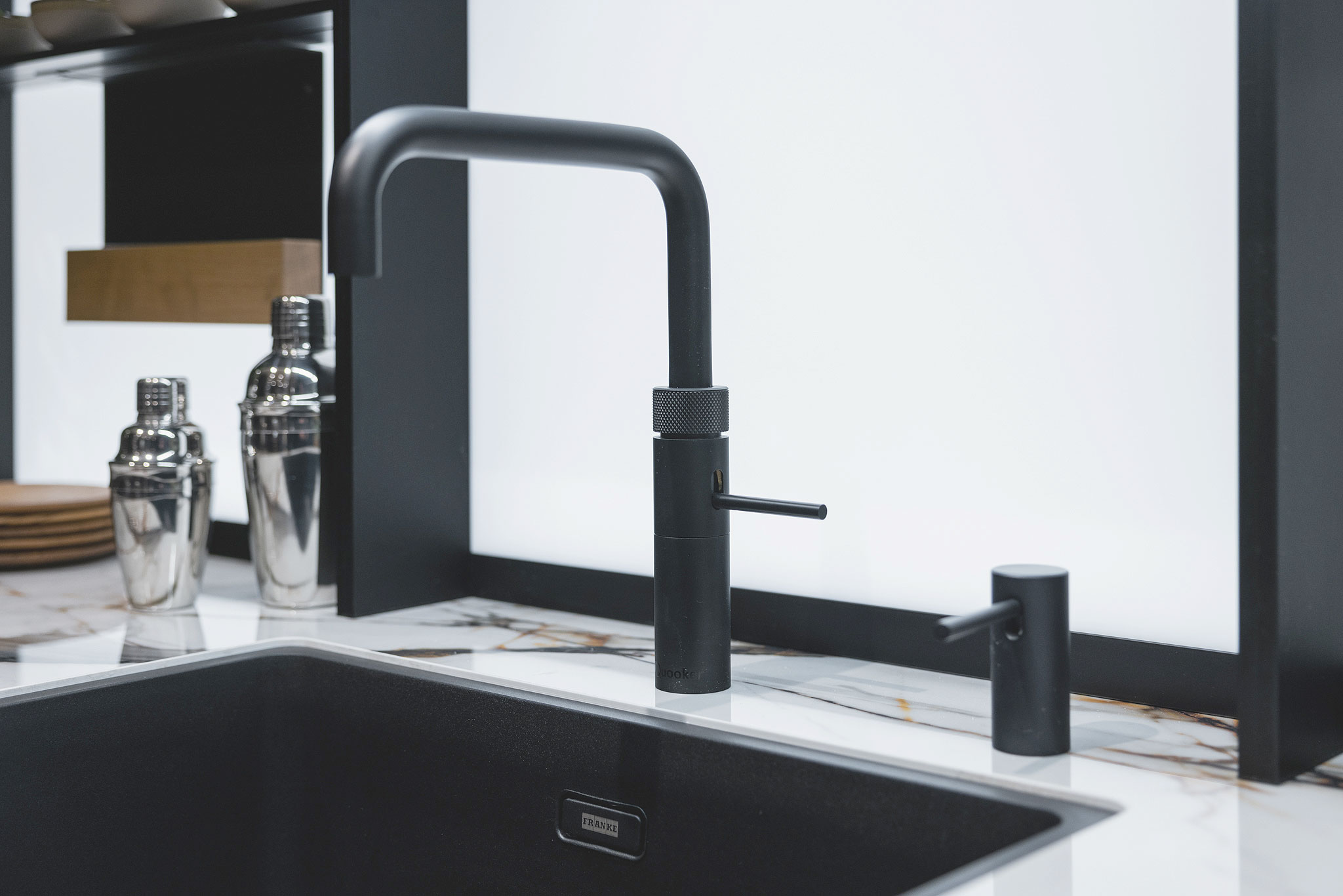 Met deze Quooker Fusion tap je koud, warm en 100°C kokend water uit één kraan.