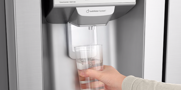 Koelkast waterdispenser