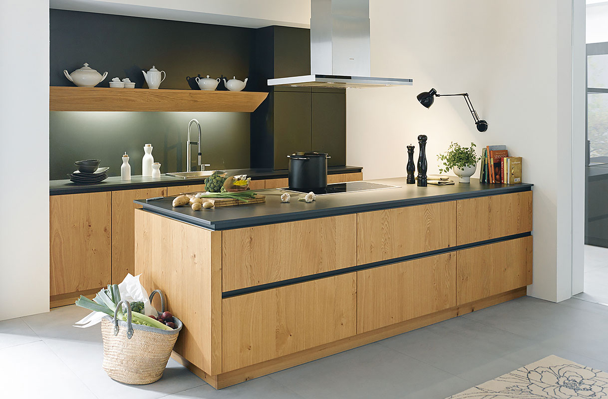 Hout en lavazwart in perfecte verstandhouding