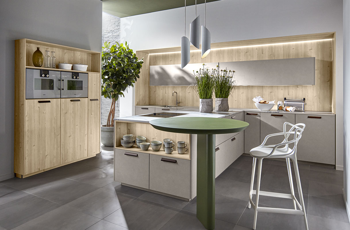 Natuurlijke balans in lariks licht en beton zandgrijs