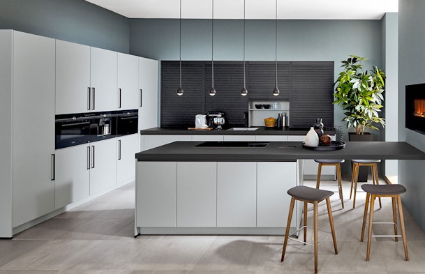 Rust en ritme in ijsblauw