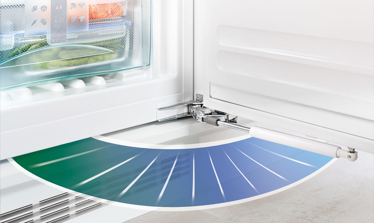 Liebherr's SoftSystem zorg ervoor dat de koelkastdeur altijd zachtjes sluit.