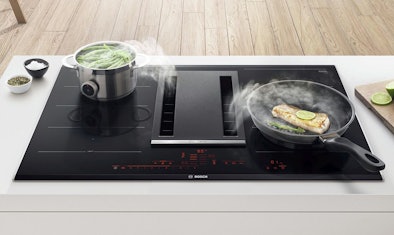 Werkbladafzuiging: In kookplaat geïntegreerde afzuiging.