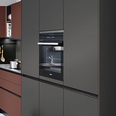 Agaatgrijze hoge kast