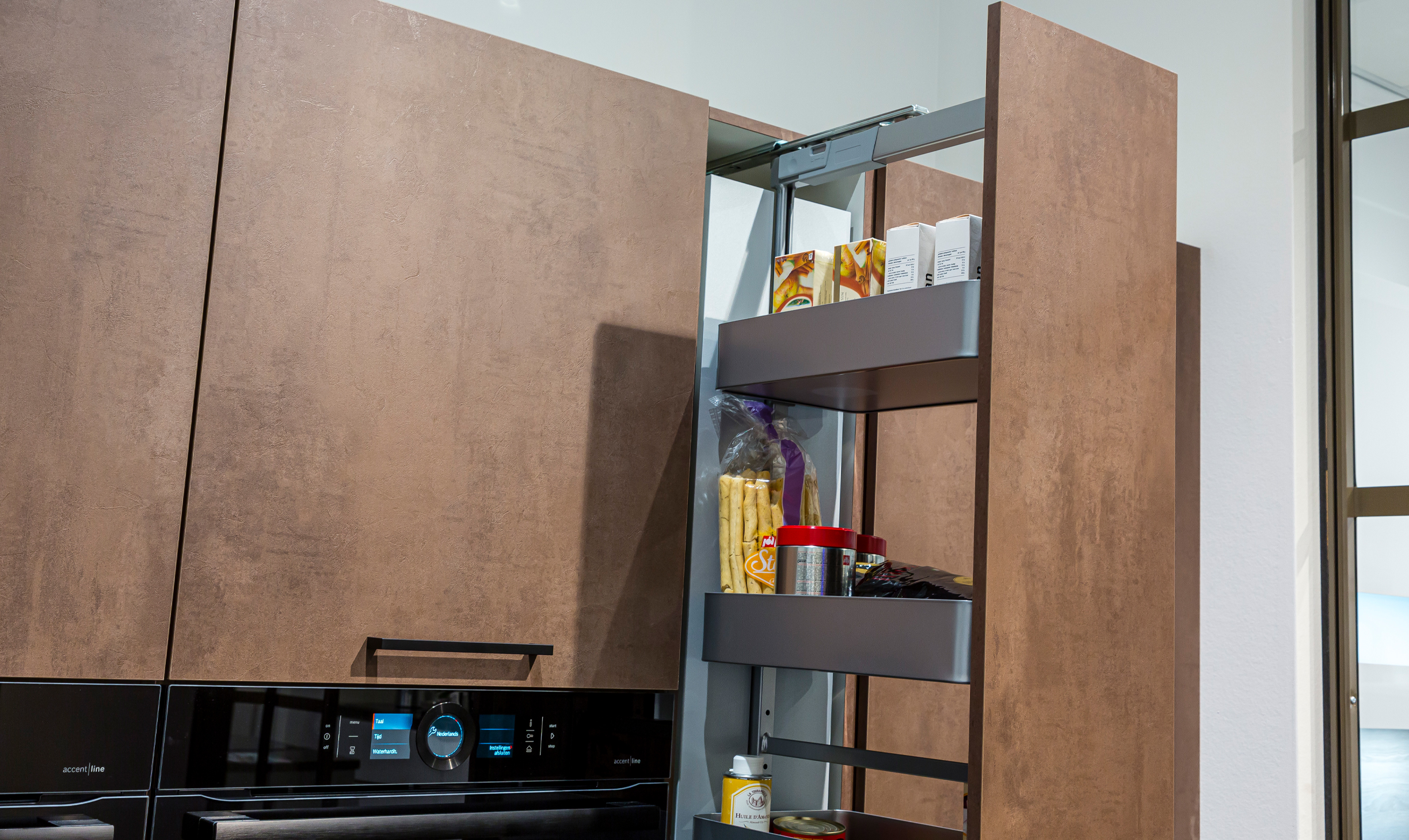 Een apothekerskast biedt veel extra opbergruimte.