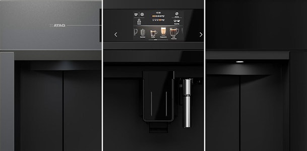 Fronten van de drie ATAG koffiemachines uit de 8 serie in Black Steel Black Glass en Graphite