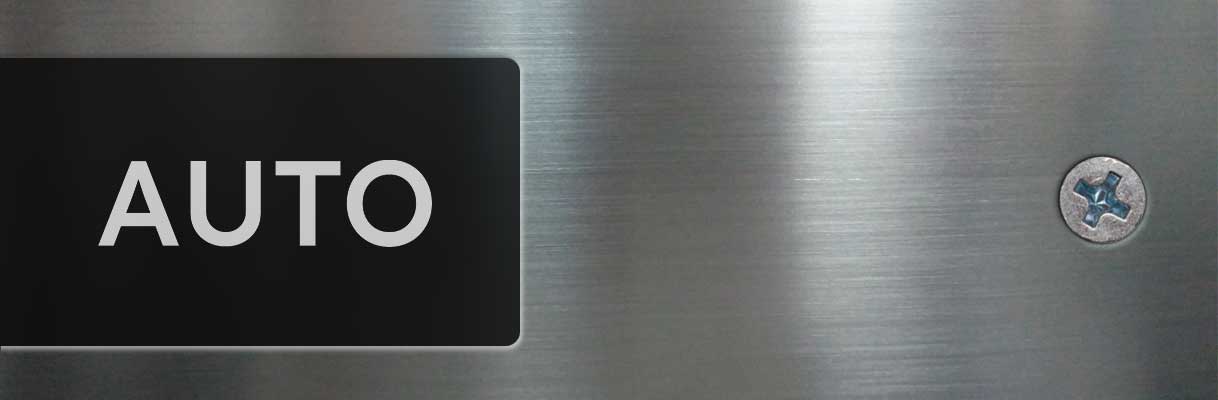 AEG vaatwasser display toont AUTO programma selectie op zwart scherm