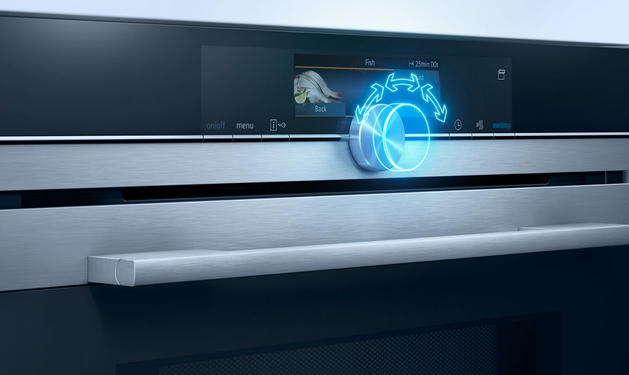 Een oven met cookControl Plus heeft een ingebouwd kookboek.