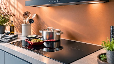 Pannen met verschillende bereidingen op een Bauknecht inductiekookplaat met Chef Mode