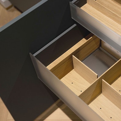 Binnenladen met glasfronten