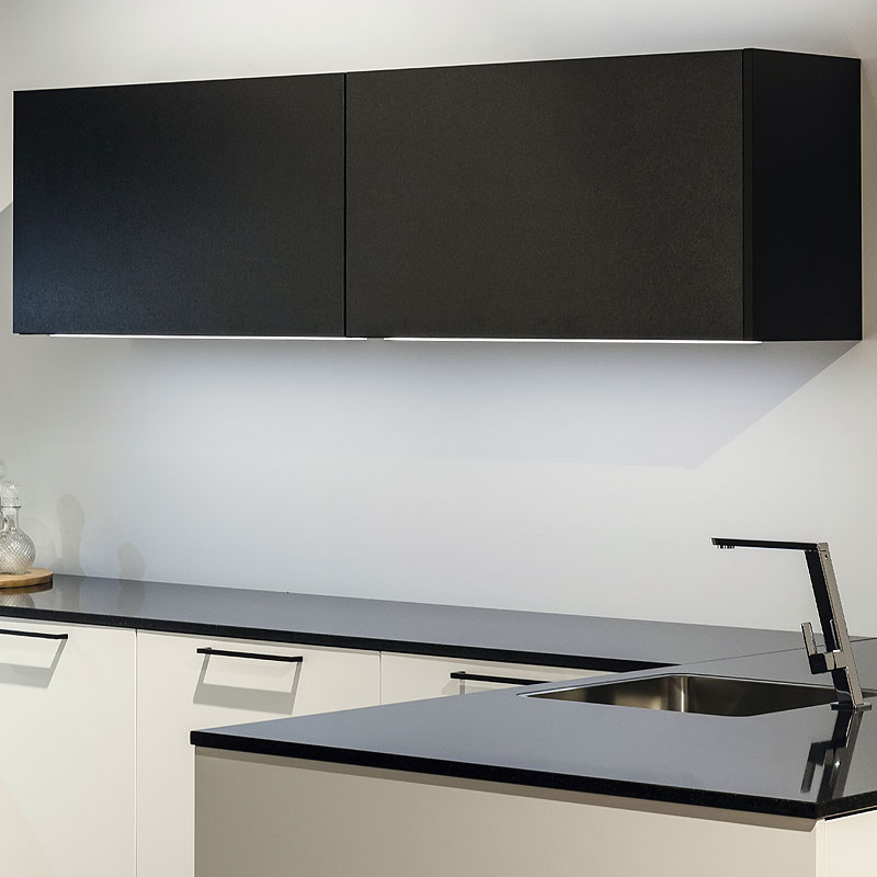 Black metal bovenkastje