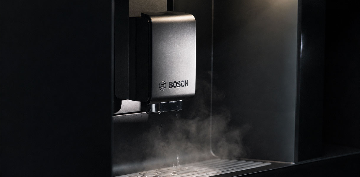 Bosch koffiemachine spoelt het melksysteem automatisch door met stoom via AutoMilk Clean
