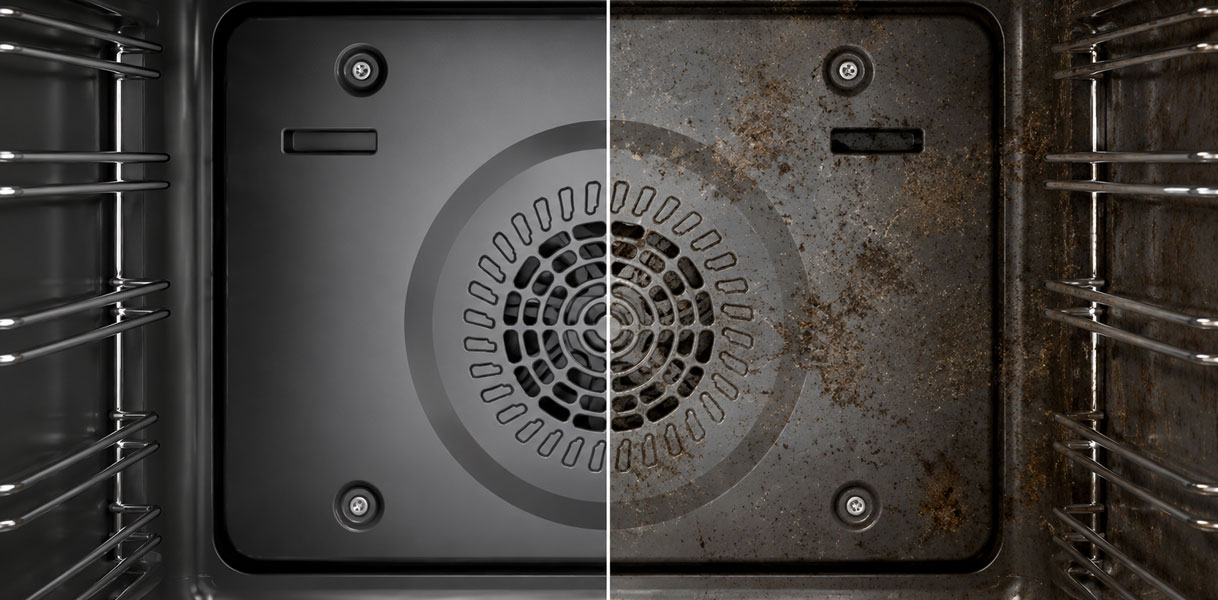 Binnenwand van Bosch oven voor en na het reinigen met pyrolyse