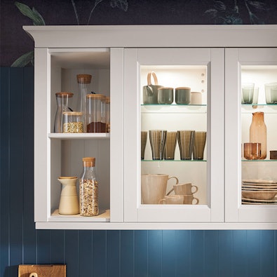 Bovenkastjes met glasdeurtjes