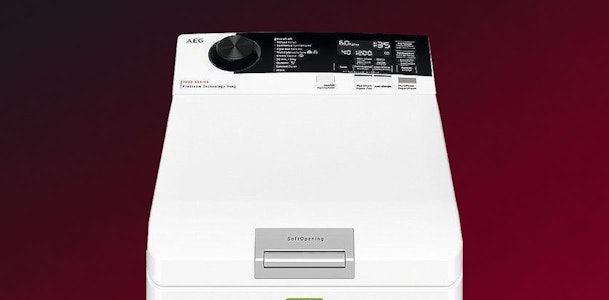 AEG 7 kg wasmachine als bovenlader die je zonder bukken van bovenaf laadt