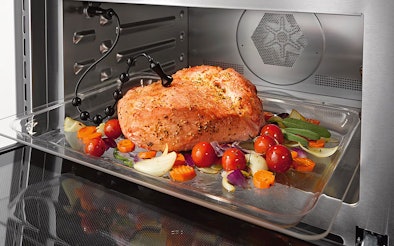 Miele oven met braadthermometer en PerfectClean anti-aanbakcoating voor vlees en vis