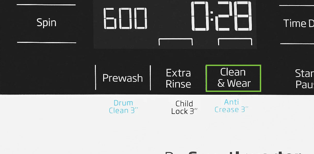 Clean en Wear knop op het bedieningspaneel van een Beko was-droogcombinatie