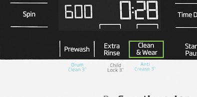 Clean en Wear knop op het bedieningspaneel van een Beko was-droogcombinatie