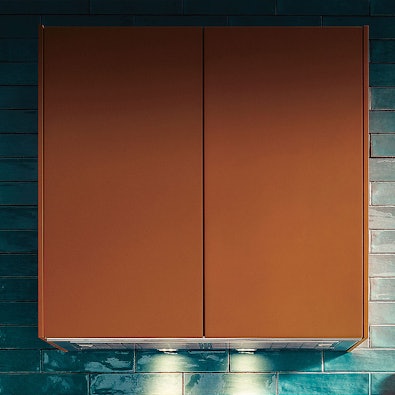 Cognackleurige matlakke kast