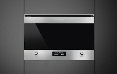 Combi magnetron uit de Classici lijn van Smeg
