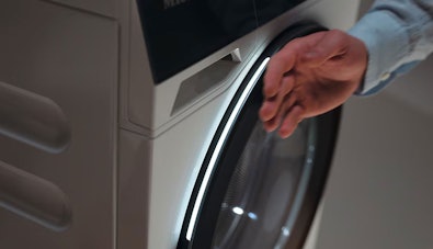 Miele W2 wasmachine ComfortOpen technologie hand opent automatisch wasmachinedeur