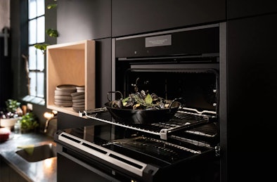 Compacte inbouw oven.