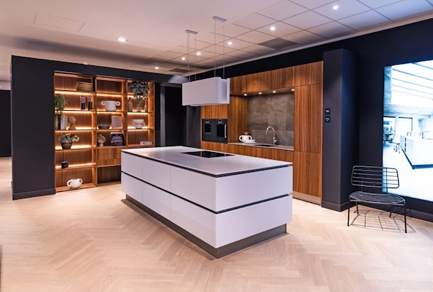 Een complete keuken in onze showroom.