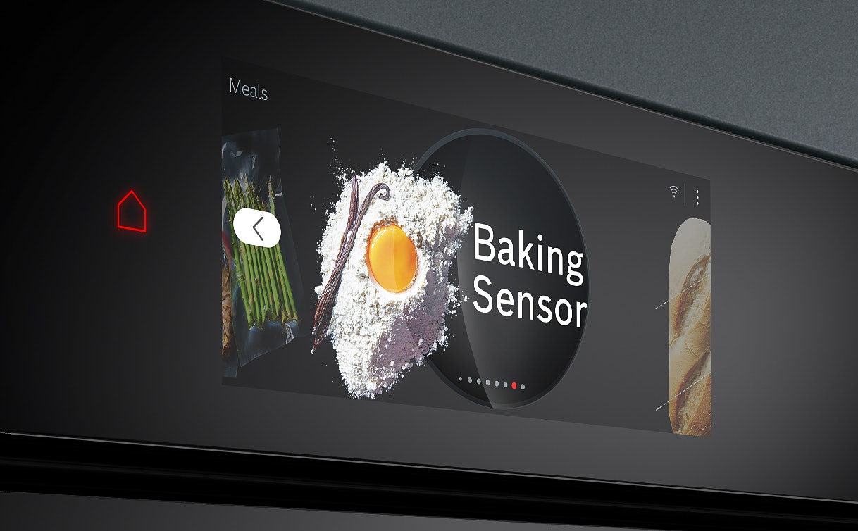 Een Digital Control Ring en TFT-touchscreen zorgen voor een eenvoudige oven bediening.
