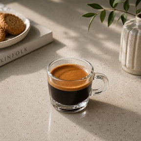 Doppio met dubbele espresso en goudbruine crema