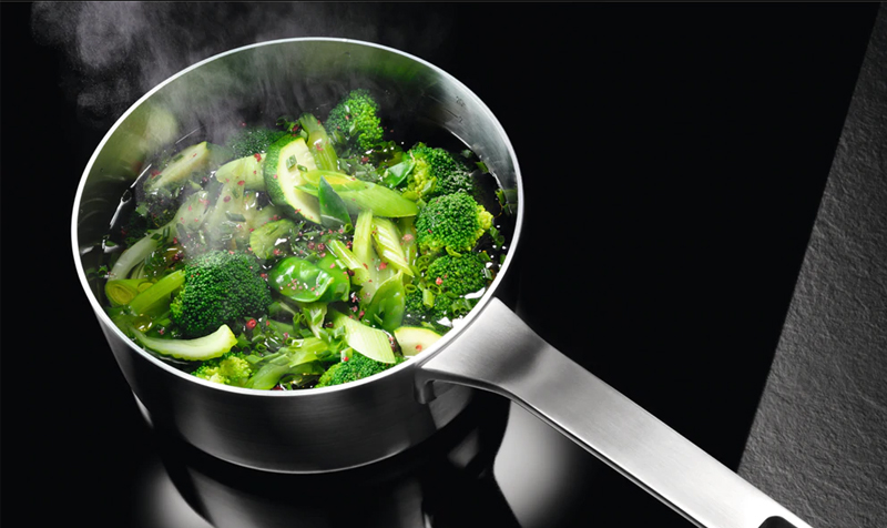 Duurzame LED-verlichting in de afzuigkap.