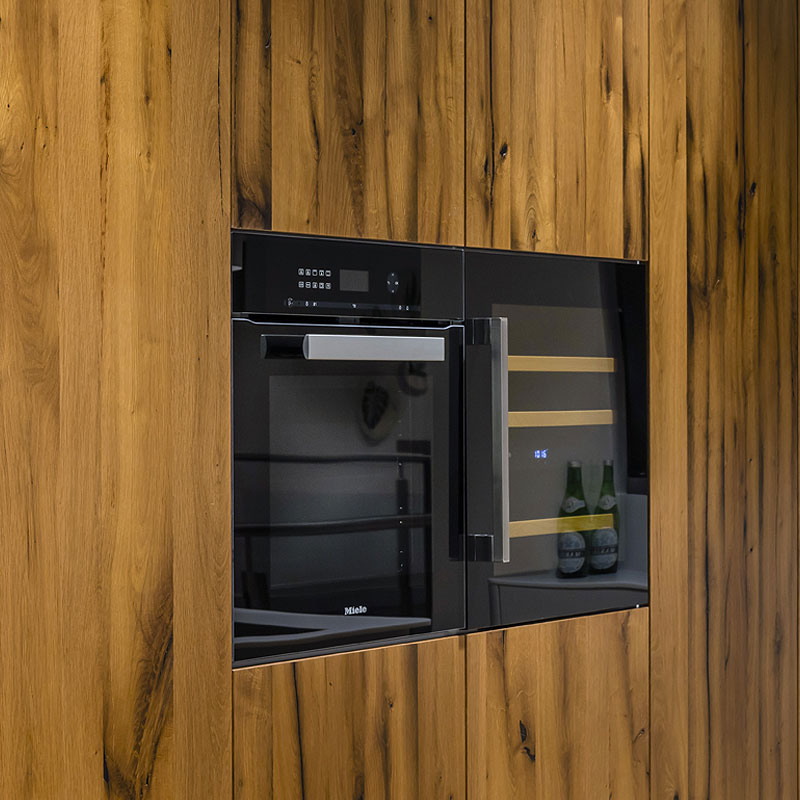 Eiken houten kastenwand