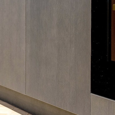 Eiken parelgrijs knoestig, geborstelde fronten