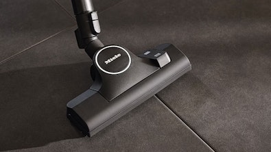 Energiebesparende zuigmond Miele met uitschuifbare borstel en draaibare rand voor efficiënt stofzuigen met laag wattage