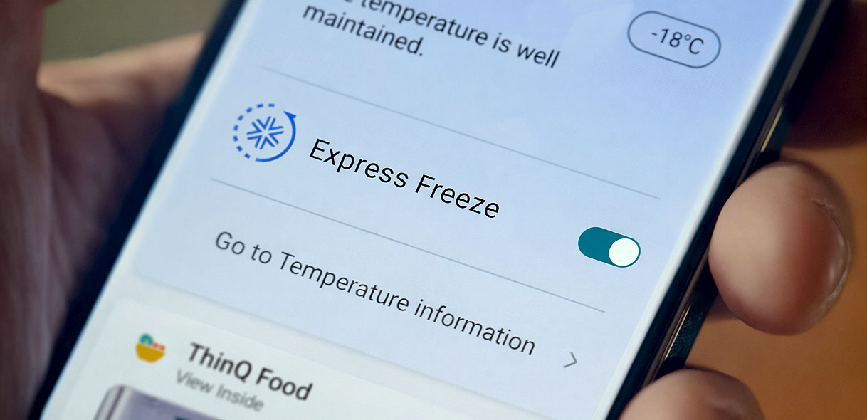 LG ThinQ app met Express Freeze functie ingeschakeld op een smartphone voor snel invriezen