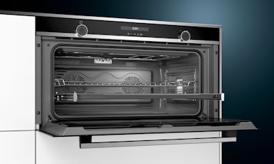 Een extra brede Siemens heteluchtoven van 90 cm.