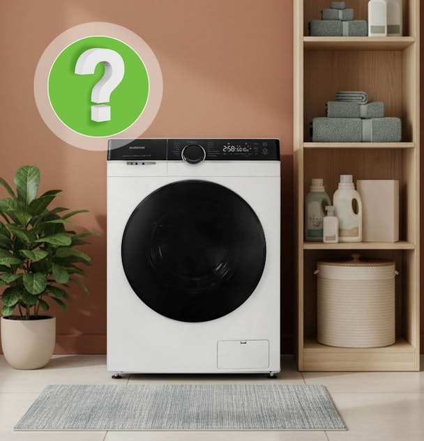 Witte Inventum wasmachine in moderne wasruimte met vraagteken-icoon voor veelgestelde vragen