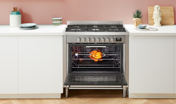 Snel en veilig bakken met een Pelgrim fornuis.