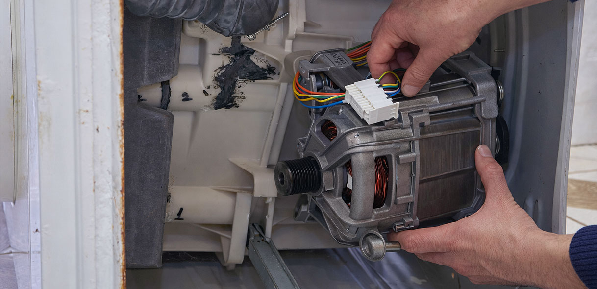 Motor van wasmachine controleren bij foutcode CA