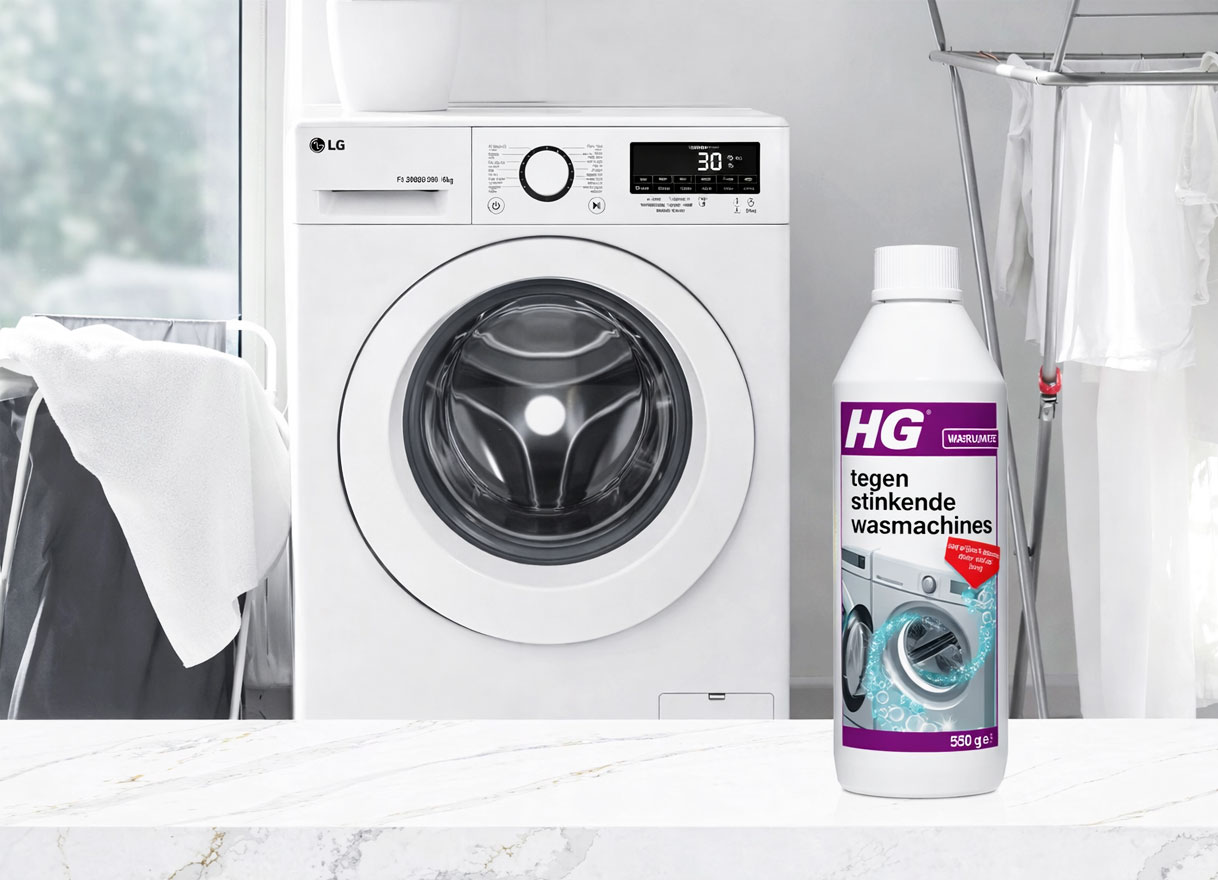 LG wasmachine met tCL melding naast HG trommelreiniger voor het verwijderen van geurtjes
