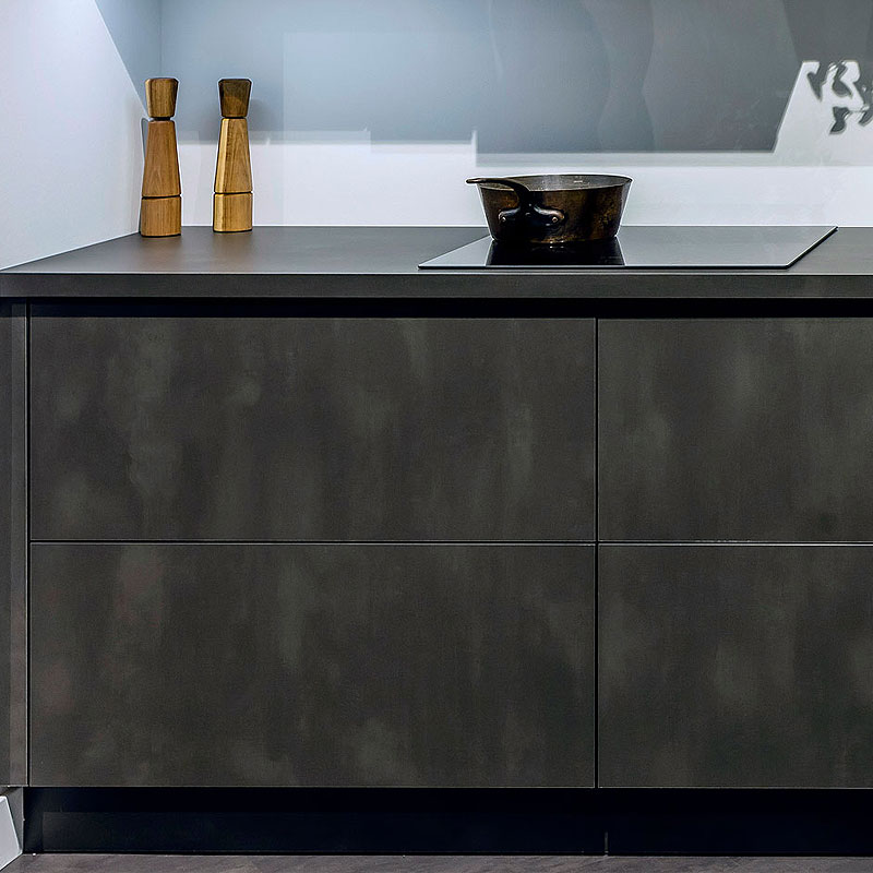 Donker staal fronten