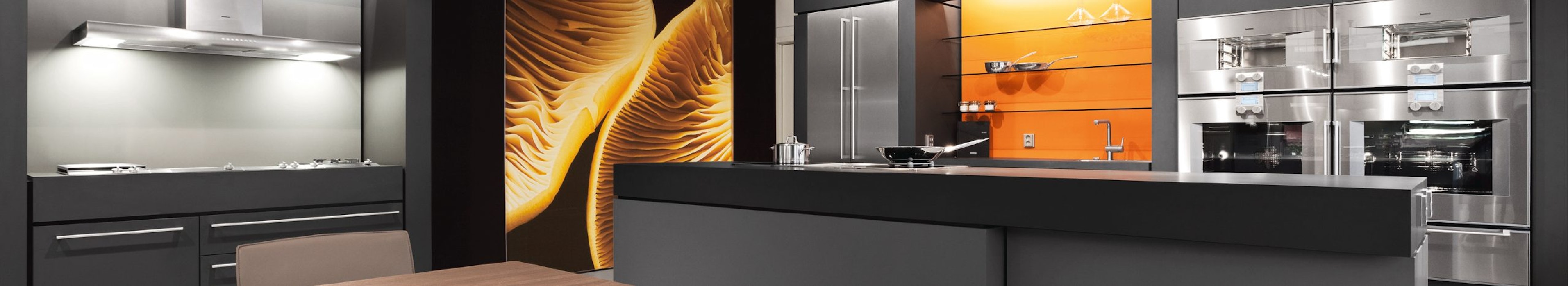 Gaggenau keukenapparatuur in showroom keuken.