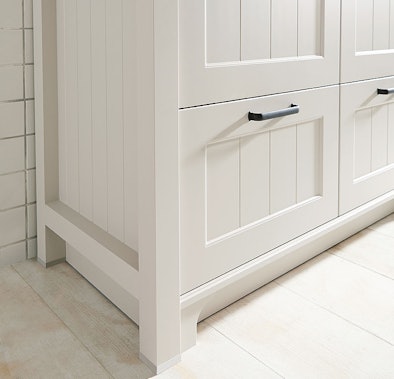 Geprofileerde kastdeuren en sierlijsten