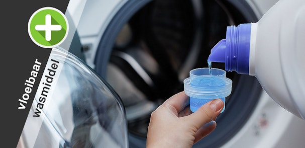 Vloeibaar wasmiddel gieten in doseerbeker geschikt voor Siemens iDos