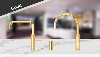 Quooker kranen in Goud: Fusion Square, Fusion Round en zeeppomp op marmeren aanrechtblad