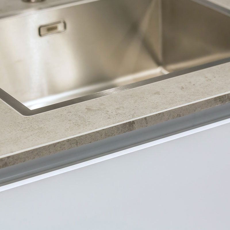 Greeploze keukenlades